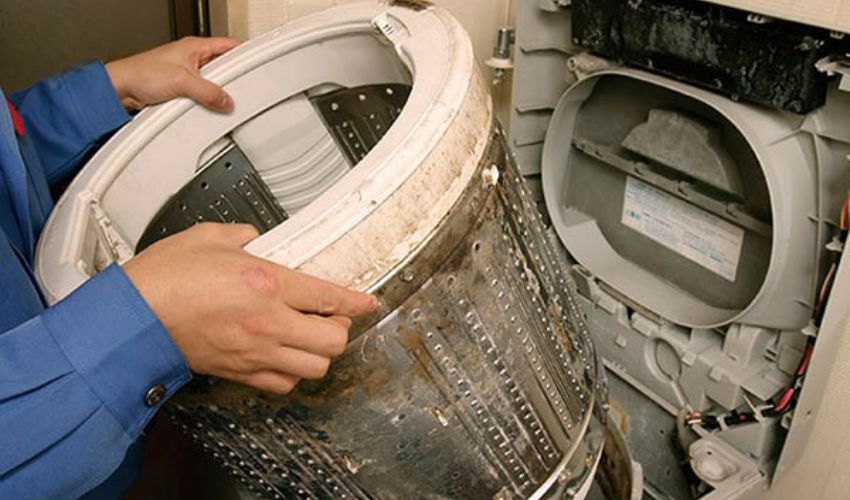 Các bước vệ sinh máy giặt cửa trên tại nhà của Điện Máy Trí Thức